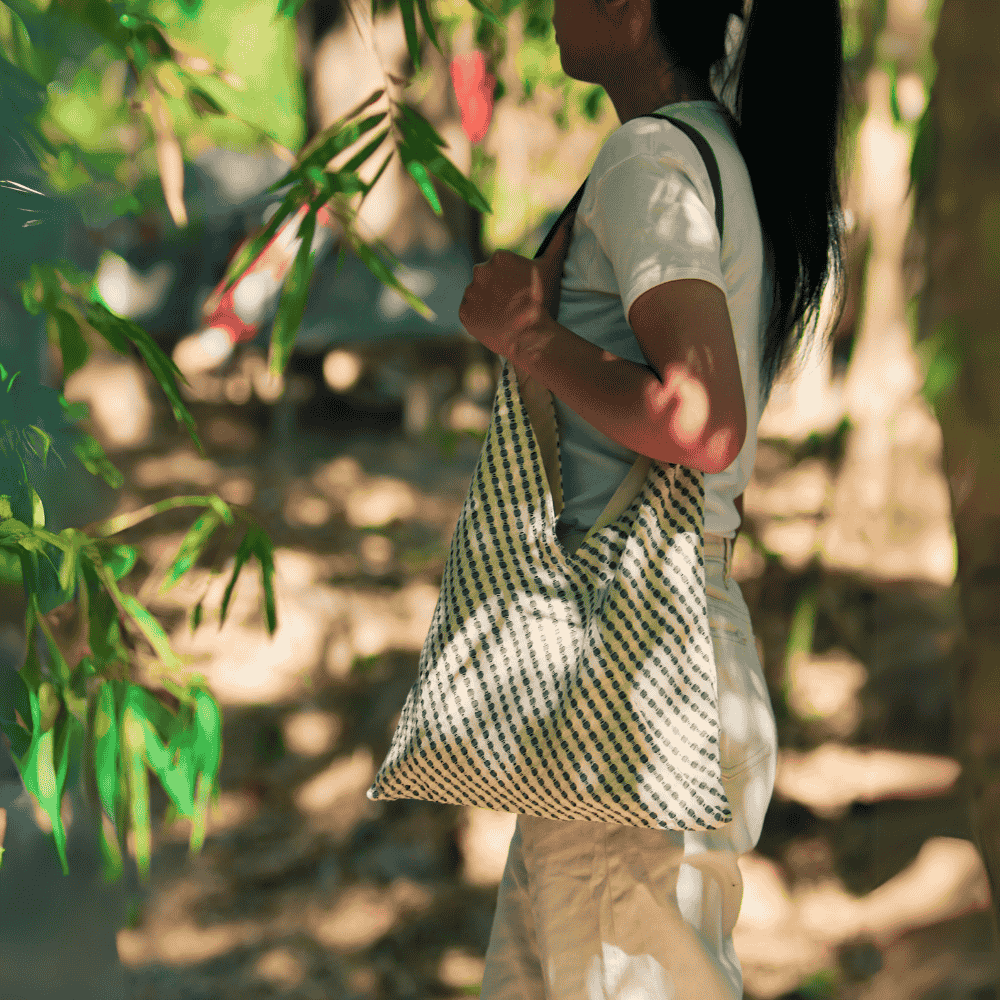 Kraith Linn Medium Should Sling Bag Walking