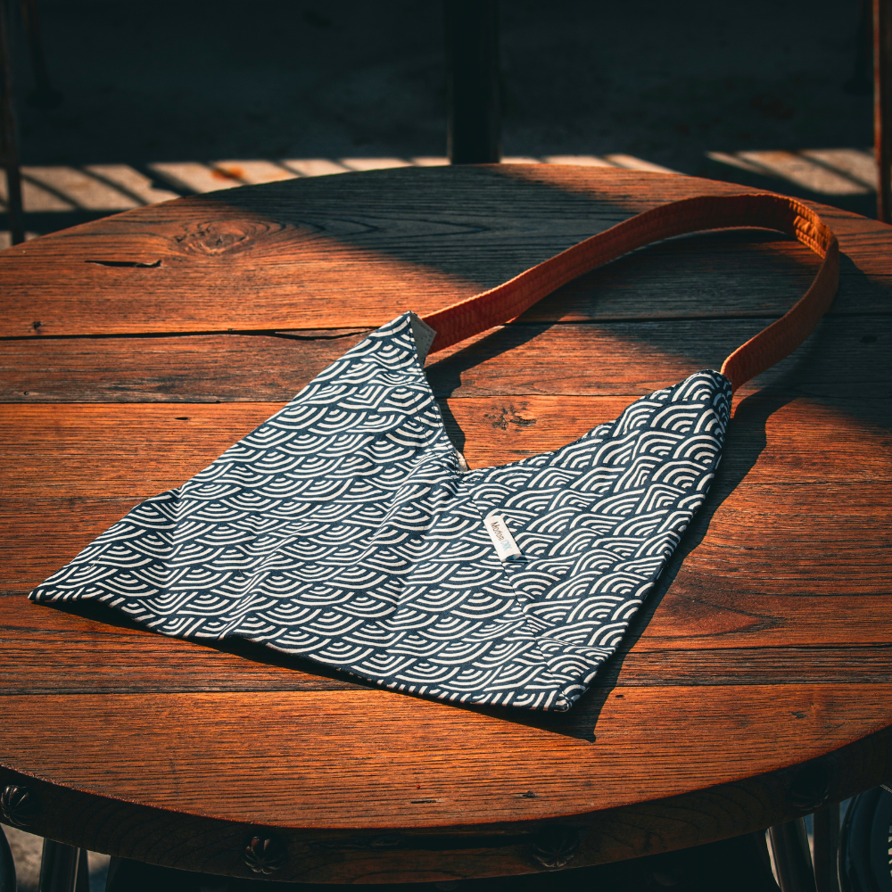 Samhri, Small Sling | Short Yellow Handle